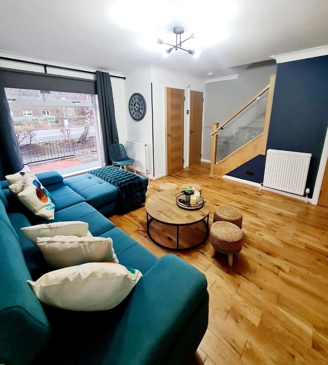 Bright 3Br Walking Distance To Town - Free Parking Apartment Glasgow Bagian luar foto